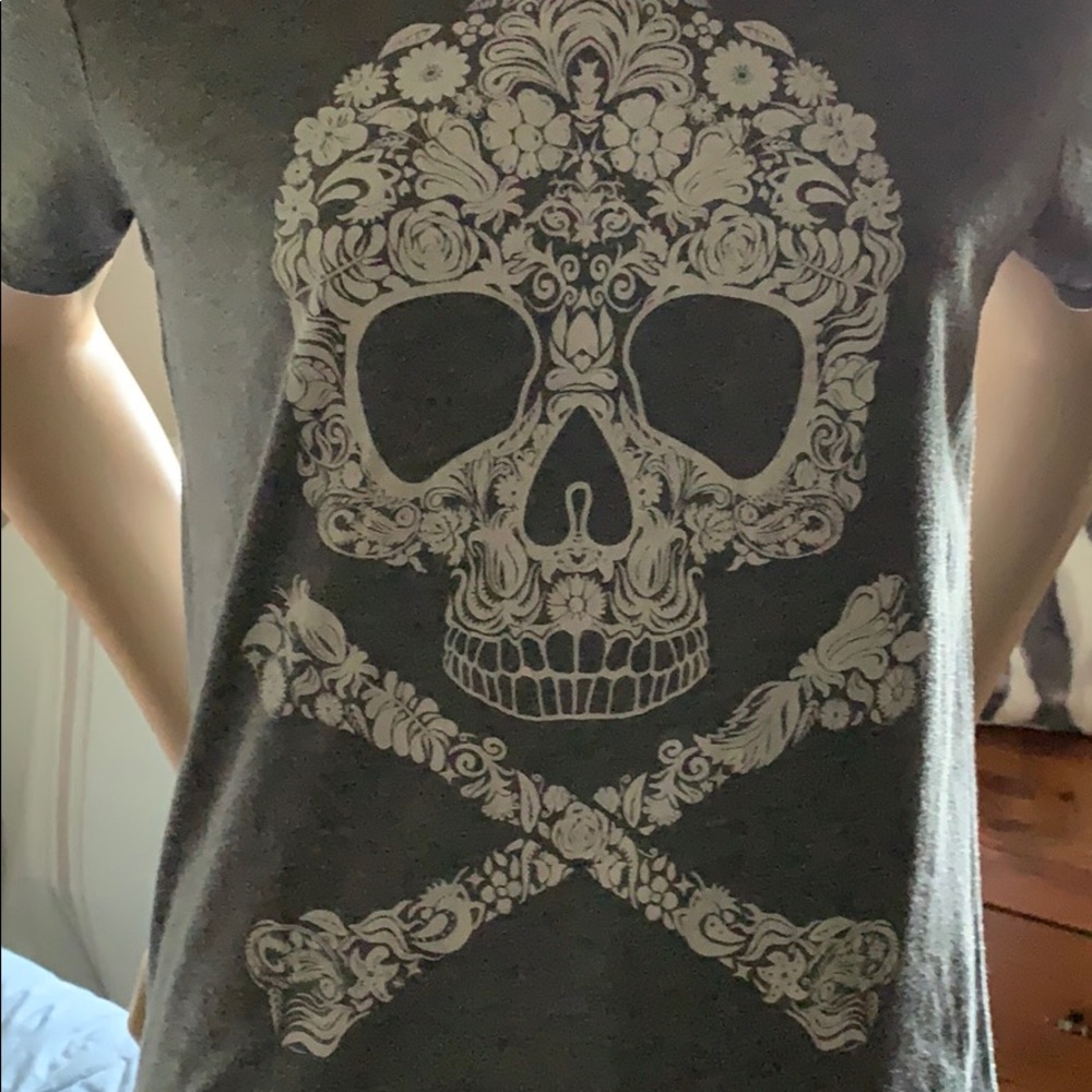 Divided Tee - Picture 5 of 5